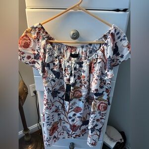 NWT- Tahari Floral Off-Shoulder Blouse Floral Top